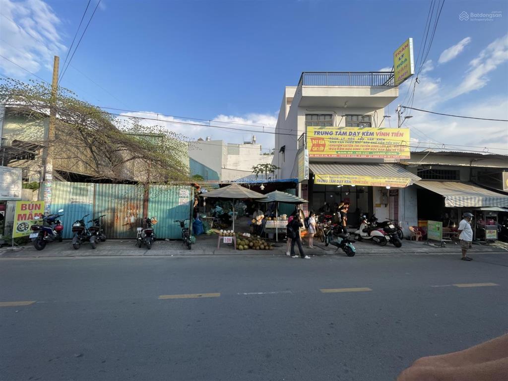 Bán đất mặt tiền đường lô tư, diện tích lớn, đẹp, vuông vức, thích hợp đầu tư