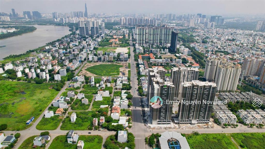 Bán 2pn tặng nội thất nhà mới 100%  sẵn hđ thuê 15tr/tháng bao thuế phí sang tên hỗ trợ vay