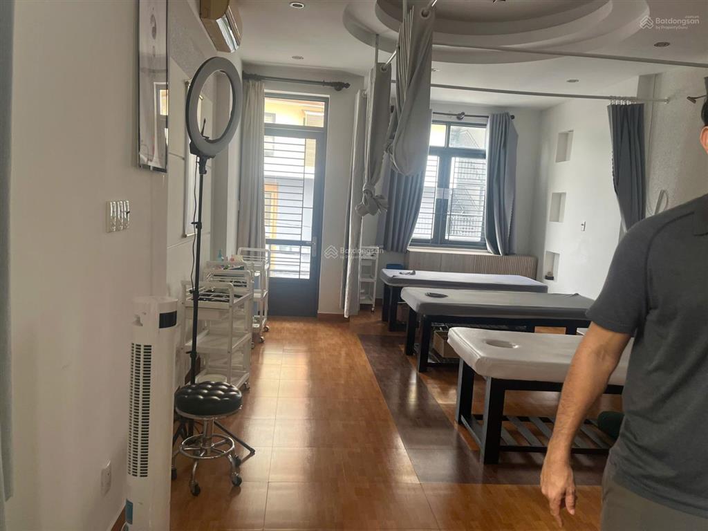 Cho thuê nhà phố khu dân cư kiều đàm 793 trần xuân soạn gần bên him lam