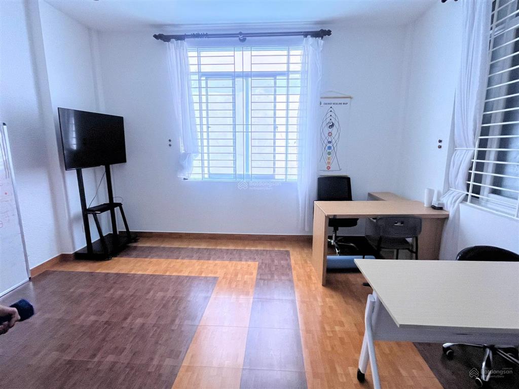 Cho thuê nhà phố khu dân cư kiều đàm 793 trần xuân soạn gần bên him lam