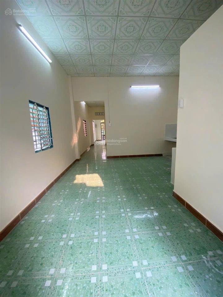 Bán nhà cấp 4 (dt 93m2  4,5m x 20m) sổ riêng thổ cư 100% p. bửu hoà. giá chỉ 2,350 tỷ