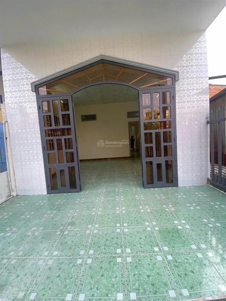 Bán nhà cấp 4 (dt 93m2  4,5m x 20m) sổ riêng thổ cư 100% p. bửu hoà. giá chỉ 2,350 tỷ
