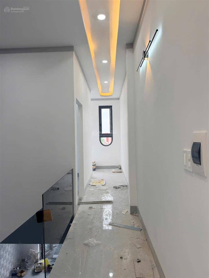 Bán nhà 1 trệt 1 lầu (hoàn công) đường oto ngay trường học tân phong. giá chỉ 3,190 tỷ