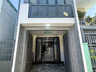 Chủ gởi bán nhà 1t1l hoàn công. dt 60m2 đường oto thuộc p. tân phong. giá chỉ 3,2 tỷ