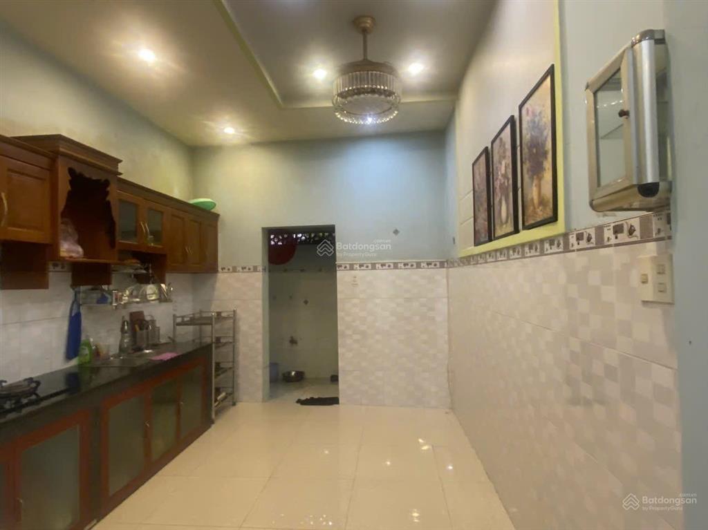 Bán nhà 1t1l (dt 72m2  ngang 9m) sổ hoàn công nhà, đường oto ngay bờ kè bửu long. giá chỉ 3,6 tỷ