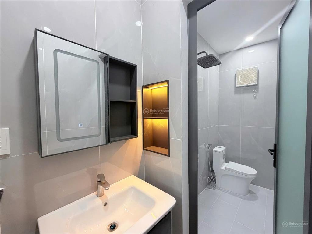 Chủ gởi bán nhà 1t1l (sổ hoàn công) vị trí cổng sau cty pouchen p. hoá an. giá chỉ 3,6 tỷ