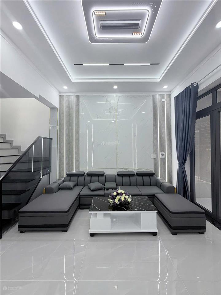 Chủ gởi bán nhà 1t1l (sổ hoàn công) vị trí cổng sau cty pouchen p. hoá an. giá chỉ 3,6 tỷ