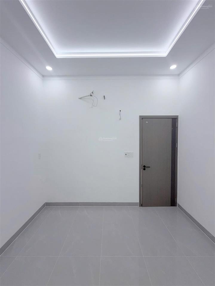 Chủ gởi bán nhà 1t1l (sổ hoàn công) vị trí cổng sau cty pouchen p. hoá an. giá chỉ 3,6 tỷ