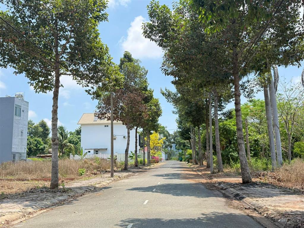 Chủ giảm giá bán nhanh lô biệt thự trục chính dự án lan anh dt 195m2 full thổ cư chỉ 2,1 tỷ