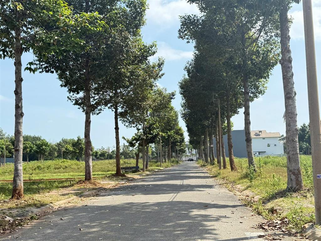 Đầu tư đất nền bà rịa đón sóng sân bay long thành 100m2 full thổ cư sổ hồng riêng giá rẻ 10tr/m2