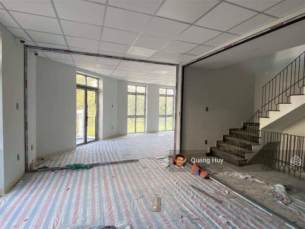 Mustsee toà nhà thuê góc trục chính lakeview đường 18m 5tầng mới hoàn thiện thang máy 500m2sàn