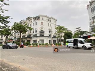 Tìm công ty thuê toà nhà góc trục chính lakeview đường 18m, 5tầng mới hoàn thiện thang máy 500m2sàn
