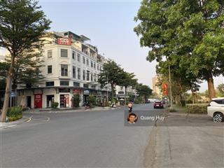 Chuyển nhượng nhà phố view sông trọn đời ~5x21,5m lakeviewcity đường lớn 18m + quỹ căn mới bàn giao