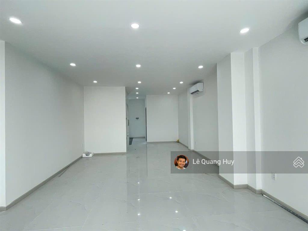 Bán gấp shophouse trung tâm song hành lakeview đối diện global city, 5 tầng gần 400m2 sàn