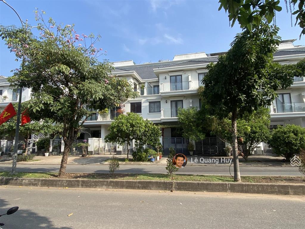 Góc view hồ, đón gió lakeview, mặt đường d 25m trục chính 4tầng kinh doanh giá nét từ chủ nhà