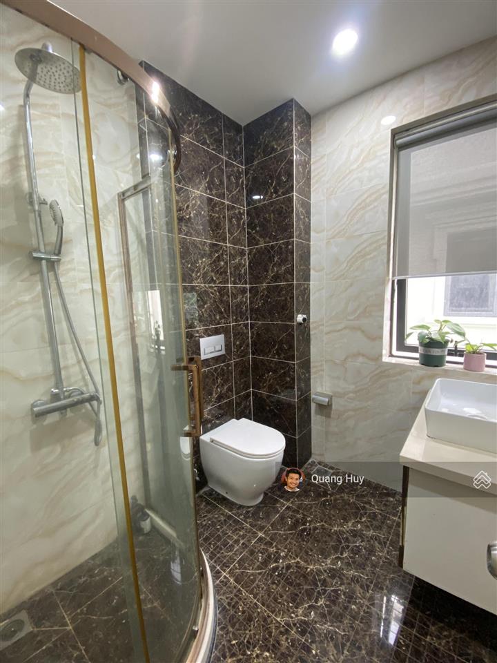Cho thuê căn hộ dịch vụ lakeview city phòng đẹp, 2 cửa sổ, sàn gỗ. chỉ 5 triệu/tháng bao chi phí
