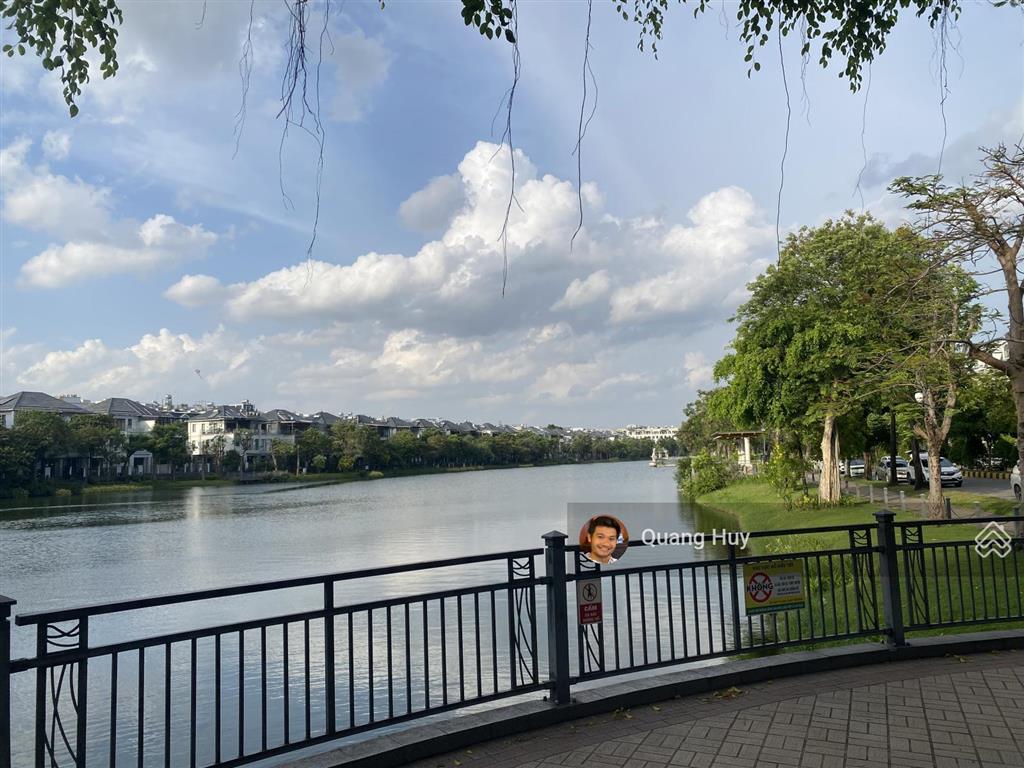 Mới! nhà phố góc 9x20m trực diện hồ 3,6ha lakeview hoàn thiện đẹp đường 25m chỉ 38tr/th