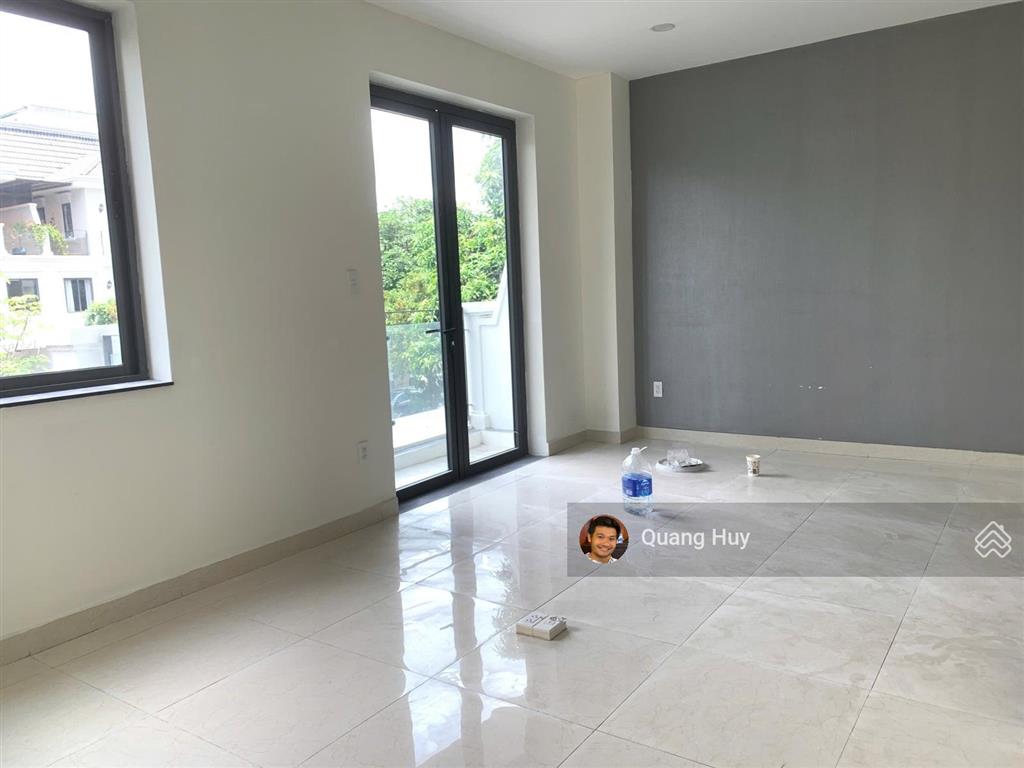 Giá 25triệu top1 lakeview city nhà phố ngang 6m, 4tầng cho thuê trục chính đường 25m đang sơn mới