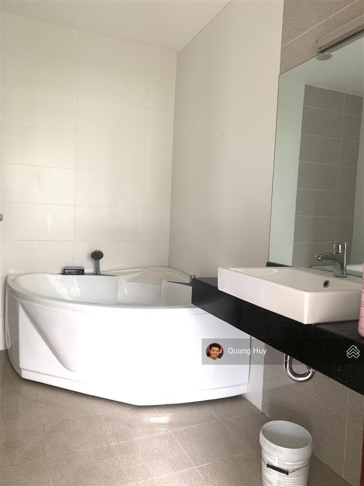 Giá 25triệu top1 lakeview city nhà phố ngang 6m, 4tầng cho thuê trục chính đường 25m đang sơn mới