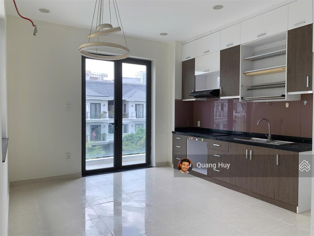 Giá 25triệu top1 lakeview city nhà phố ngang 6m, 4tầng cho thuê trục chính đường 25m đang sơn mới