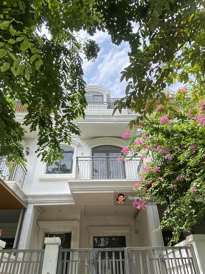 Nhà mới view hồ lakeview đáp ứng khách thuê làm văn phòng công ty (để ở) giá tốt full nội thất