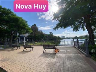 Cho thuê nhà phù hợp gia đình ở  4pn 5wc  đường giữa sông và hồ lakeview chỉ 32tr/th