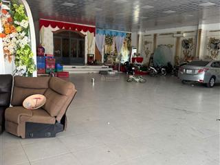 ( binh duong )
phường tân khánh cần bán dãy trọ mtkd đường tan phước khánh 35
dt 1.858m2. có 200