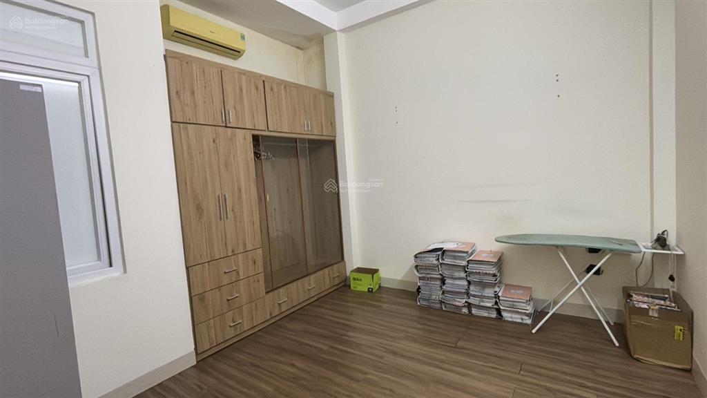 Mtkd nguyễn công trứ, tp buôn ma thuột. ngang 5m x 17m, full thổ cư 100%, 1 trệt 3 tầng, hđt lâu