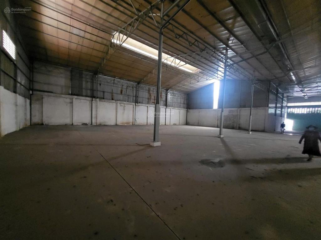 Bán nhà mặt phố tại bến lội, 150 tỷ, 35mx40m, quỹ đất hiếm, thích hợp xây chdv, văn phòng