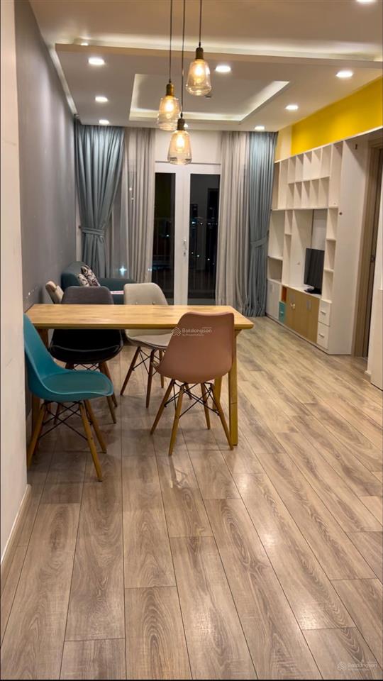 Cho thuê căn hộ 2pn, 2wc  chung cư bộ công an 72,9m2 full nt 13tr