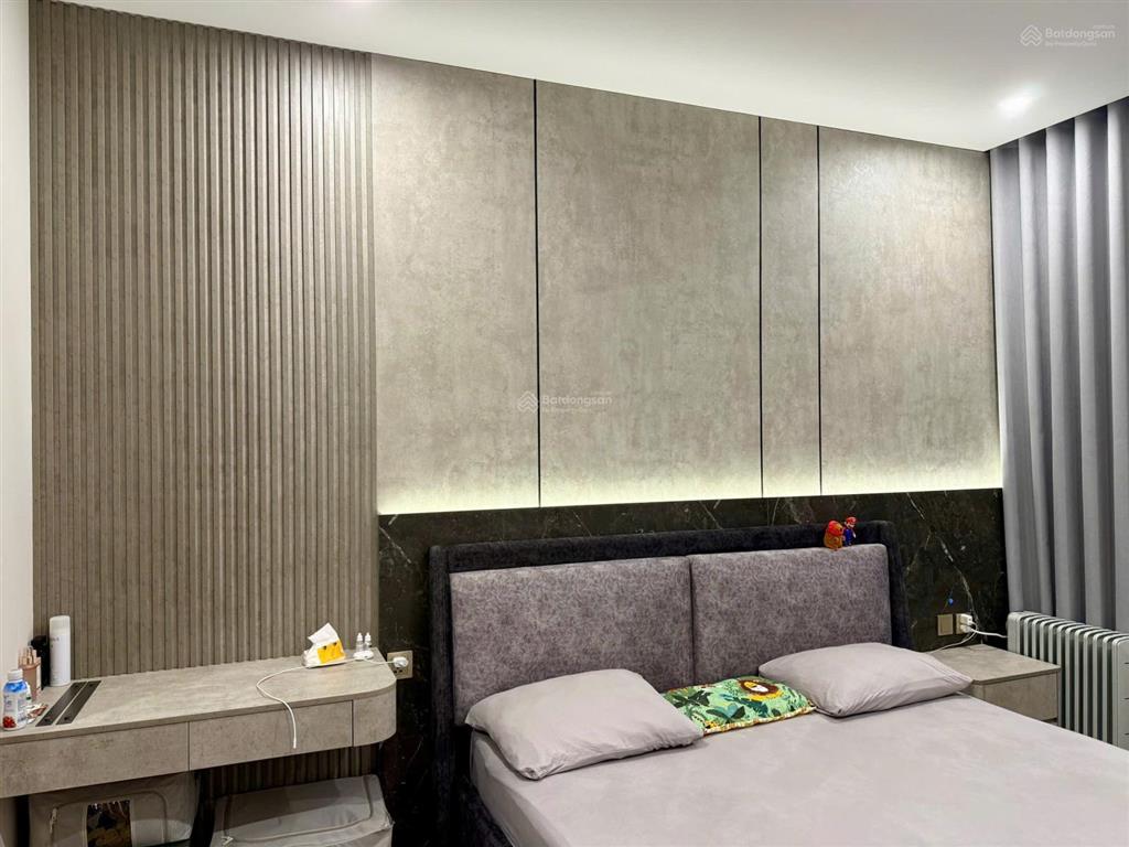Chính chủ cần bán căn hộ đầy đủ nội thất liền tường