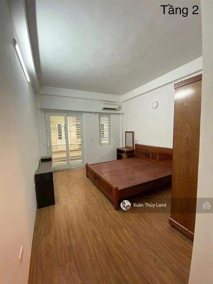 Cho thuê nhà nguyên căn 5 tầng ngọc thụy 35m2, 3 ngủ full đồ 11tr/tháng