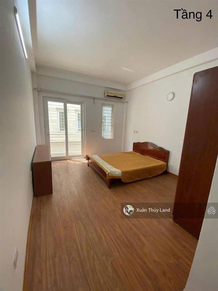 Cho thuê nhà nguyên căn 5 tầng ngọc thụy 35m2, 3 ngủ full đồ 11tr/tháng