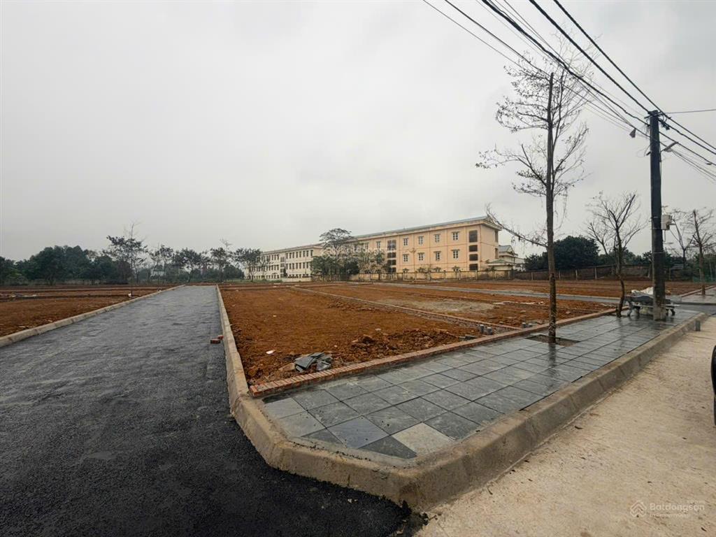 Chính chủ bán lô góc 156m2 full thổ cư