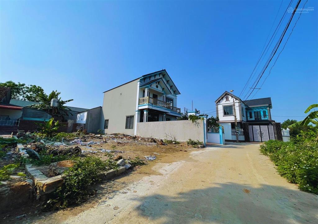 Chính chủ gửi bán 189m2 mặt tiền 10m đường thông sau lưng ubnd xã hạ bằng