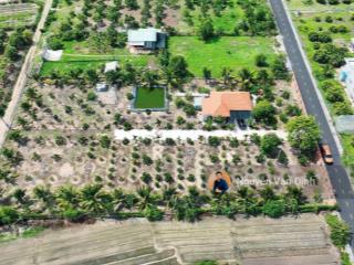 Phước hải  khu vườn cây ăn trái cực đẹp.
diện tích 1000m2 ngang 22mx 44m  view núi  giá 3,65 tỷ