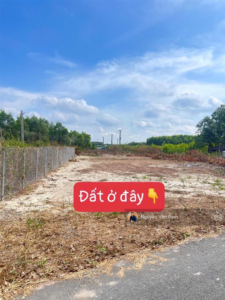 Chủ kẹt bán rẻ chỉ 1ty350 sở hữu 420m2 11mx41m có 200 thổ cư sổ sẵn, ngay cạnh đường nguyễn huệ