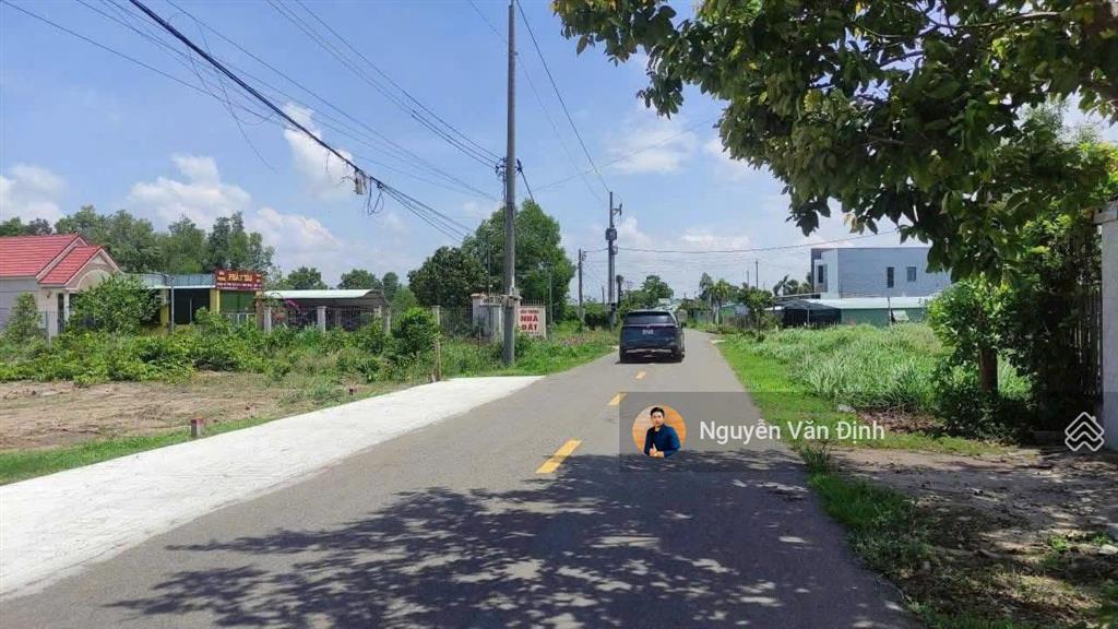 Chỉ 2ty3 sở hữu 1000m2 ngang 10m mặt tiền đường nguyễn huệ( trung tâm xã đất đỏ tp hcm)