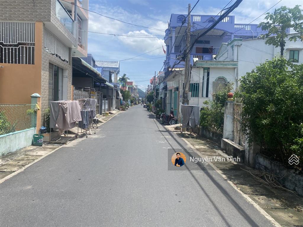 Căn nhà đẹp ngay sát biển phước hải phù hợp nghỉ dưỡng và làm homestay hướng đông nam 90m2 6,6mx14m