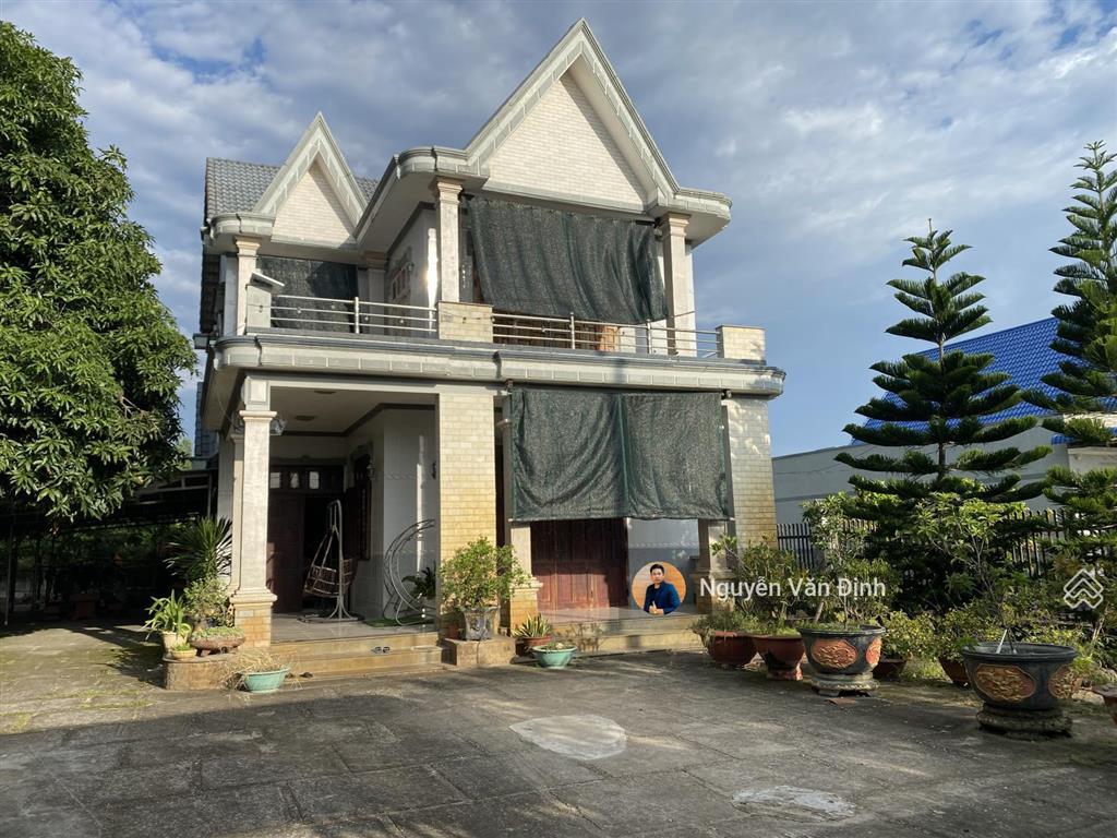 Siêu phẩm biệt thự nhà vườn ven biển phước hải diện tích 2.582m2, mặt tiền 17m, 200 thổ cư  7,5 tỷ