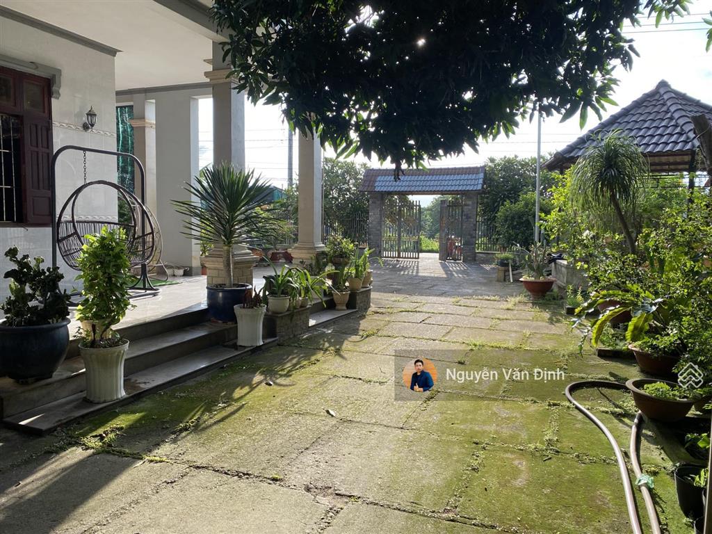 Siêu phẩm biệt thự nhà vườn ven biển phước hải diện tích 2.582m2, mặt tiền 17m, 200 thổ cư  7,5 tỷ