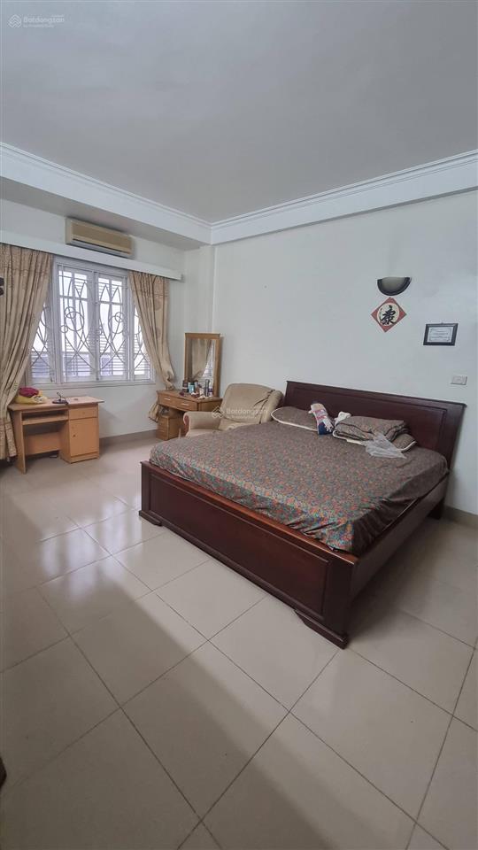 Phân lô  lạc long quân  ô tô  sát hồ  vị trí đắc địa  xuân la  dt54m², 4 tầng, nhỉnh 20 tỷ.