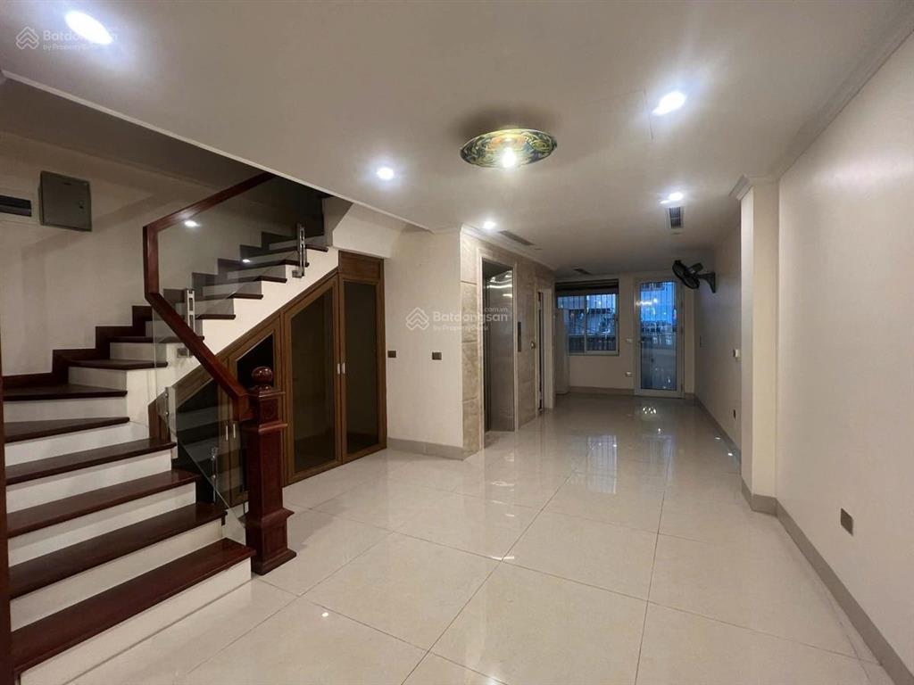 Mặt phố nhật chiêu view trọn hồ tây 2 mặt thoáng giá 108 tỷ dt 106m | mt 6m | 5 tầng