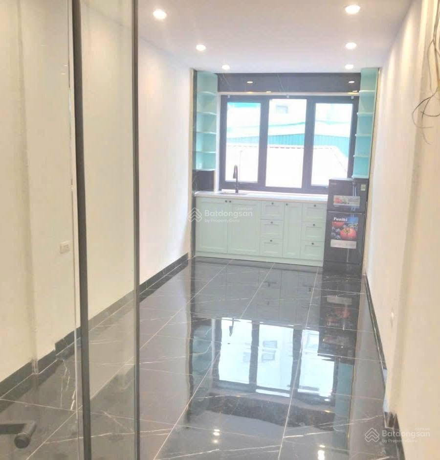 Bán nhà cửa bắc ba đình 30m ra mặt phố kinh doanh  22m2 x 5 tầng, 6.9tỷ