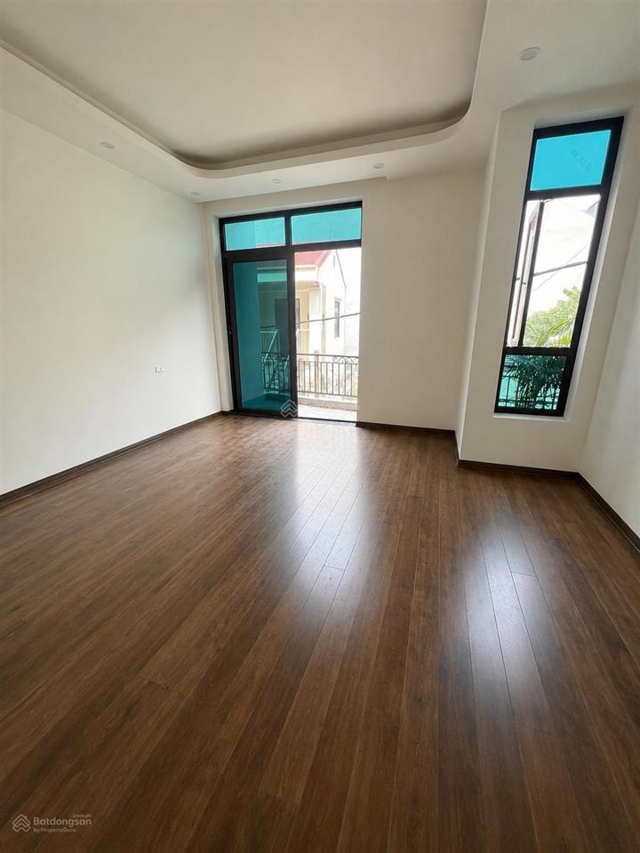 Nhà lô góc an dương vương, phú thượng 56m²,4 tầng, ôtô chạy quanh, qh ra mặt đường 30m, giá 15.5tỷ