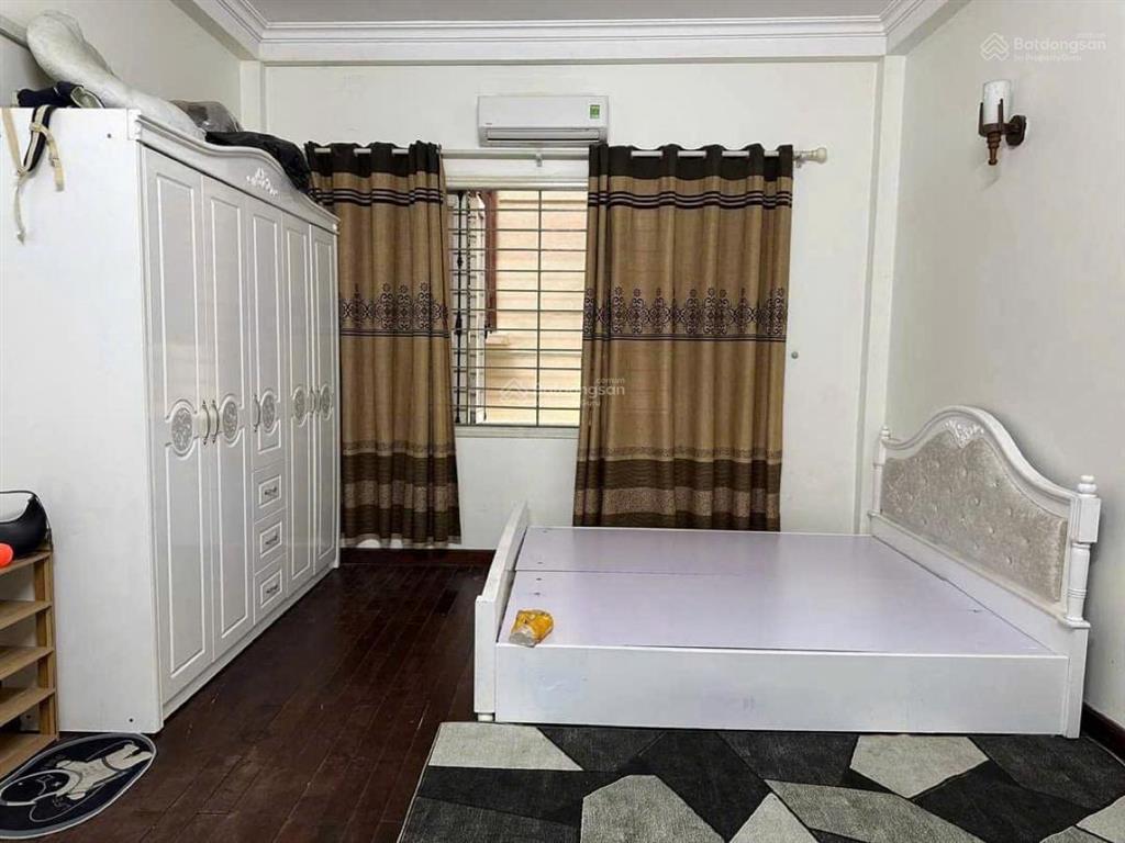 Nhà 6 tầng 50m ra mặt phố kim mã đang cho thuê dòng tiền ổn định