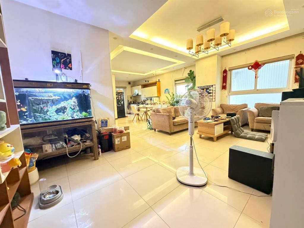 Bán căn góc 126m chung cư vườn đào view cầu nhật tân, sông hồng