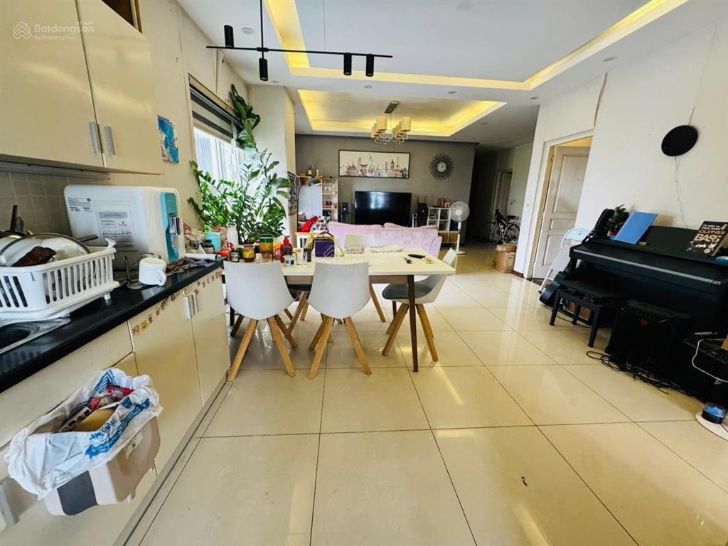 Bán căn góc 126m chung cư vườn đào view cầu nhật tân, sông hồng