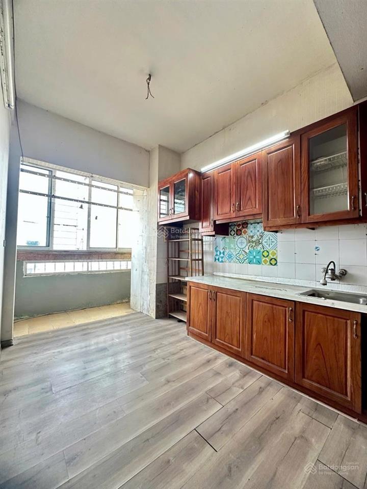 Bán căn hộ chung cư ngõ 28 xuân la 2 mặt thoáng, dt50m2, giá 4.8tỷ