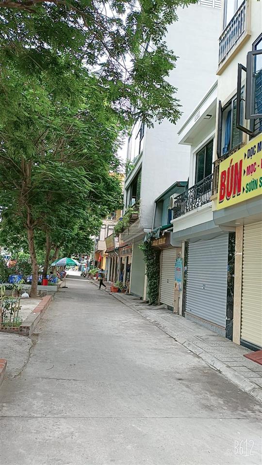Bán đất tặng nhà cấp 4 cách 20m ra mặt phố lý sơn ngõ ô tô 7 chỗ phố kinh doanh đỉnh